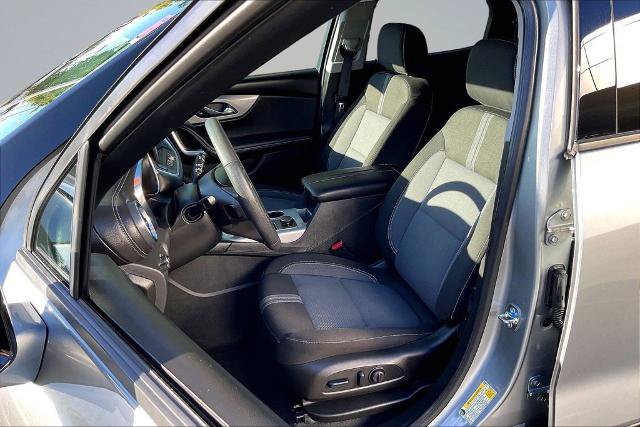 Used 2025 Chevrolet Blazer LT FWD image 25