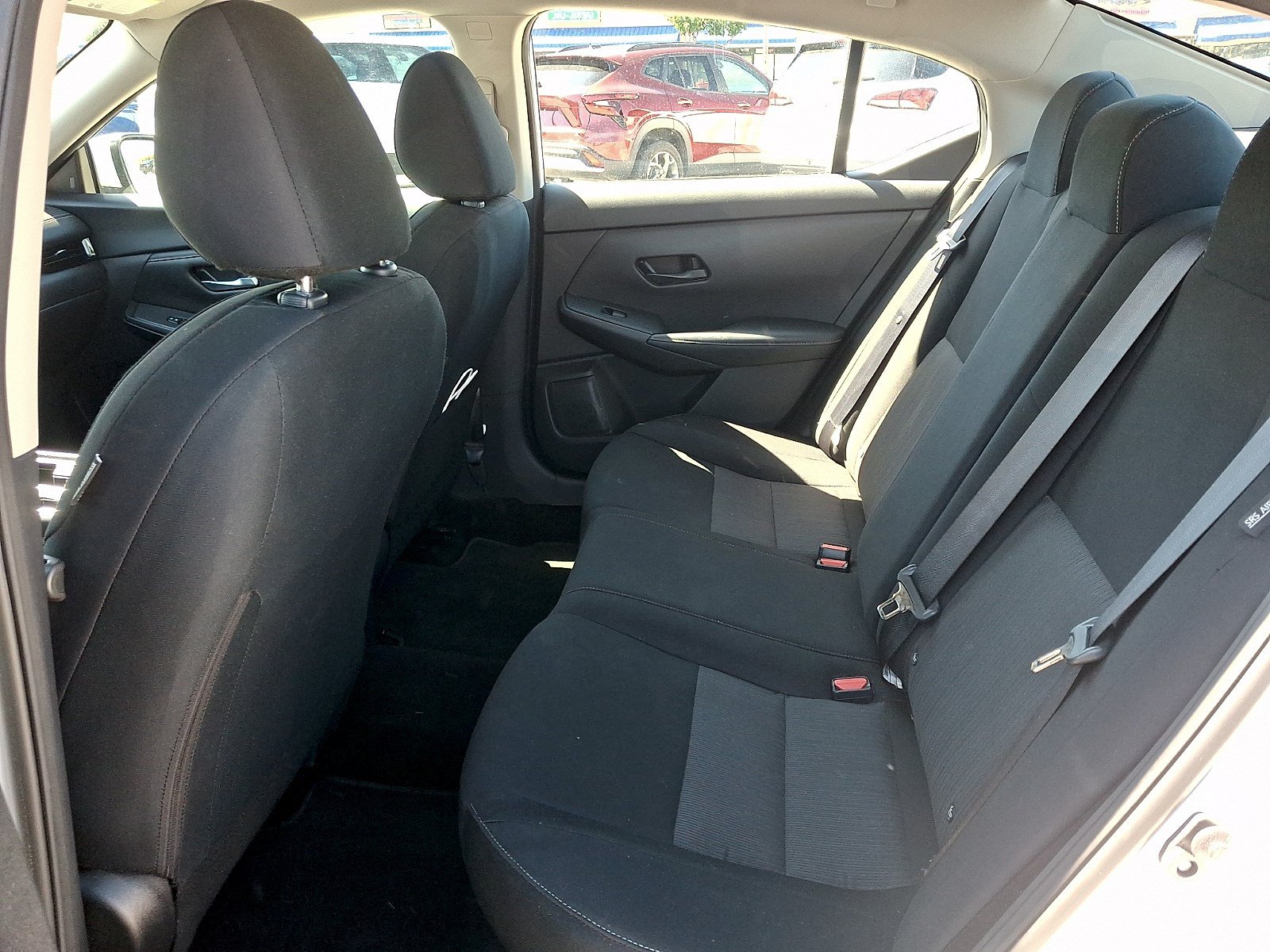 Used 2024 Nissan Sentra SV FWD image 9