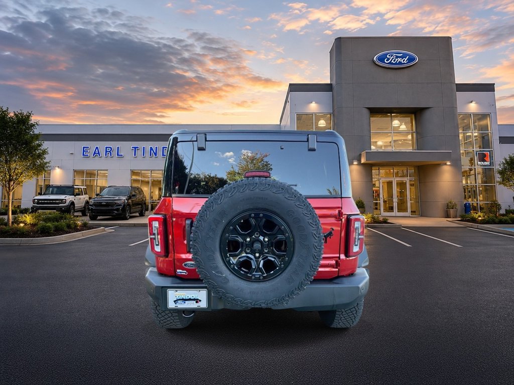 Certified 2024 Ford Bronco Wildtrak AWD/4WD image 8