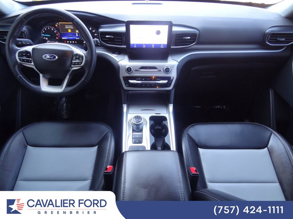 Certified 2022 Ford Explorer XLT w/ Equipment Group 202A RWD image 13