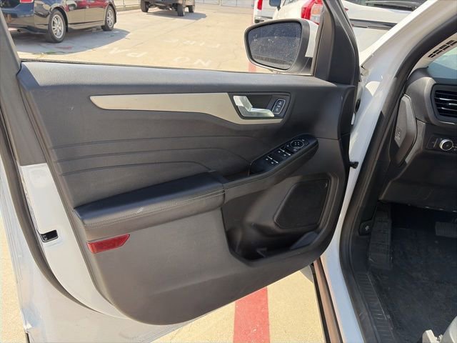Certified 2022 Ford Escape SEL FWD image 10
