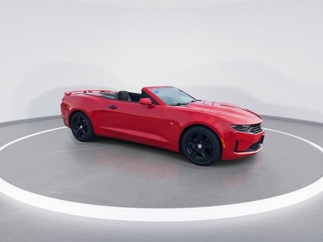 Used 2023 Chevrolet Camaro LT RWD image 8