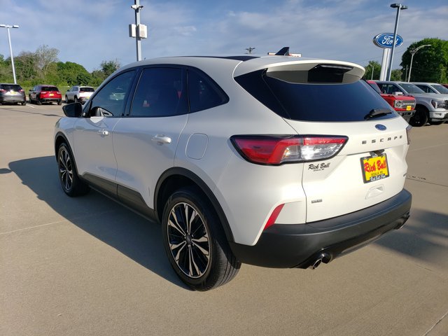 Certified 2022 Ford Escape SE w/ SE Sport Appearance Package AWD/4WD image 5