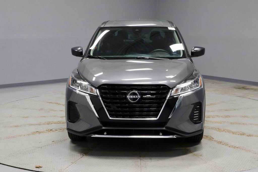 Used 2025 Nissan Kicks Play S image 6
