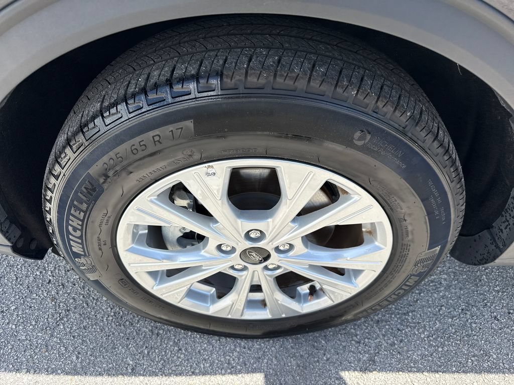 Certified 2025 Ford Escape Active FWD image 13