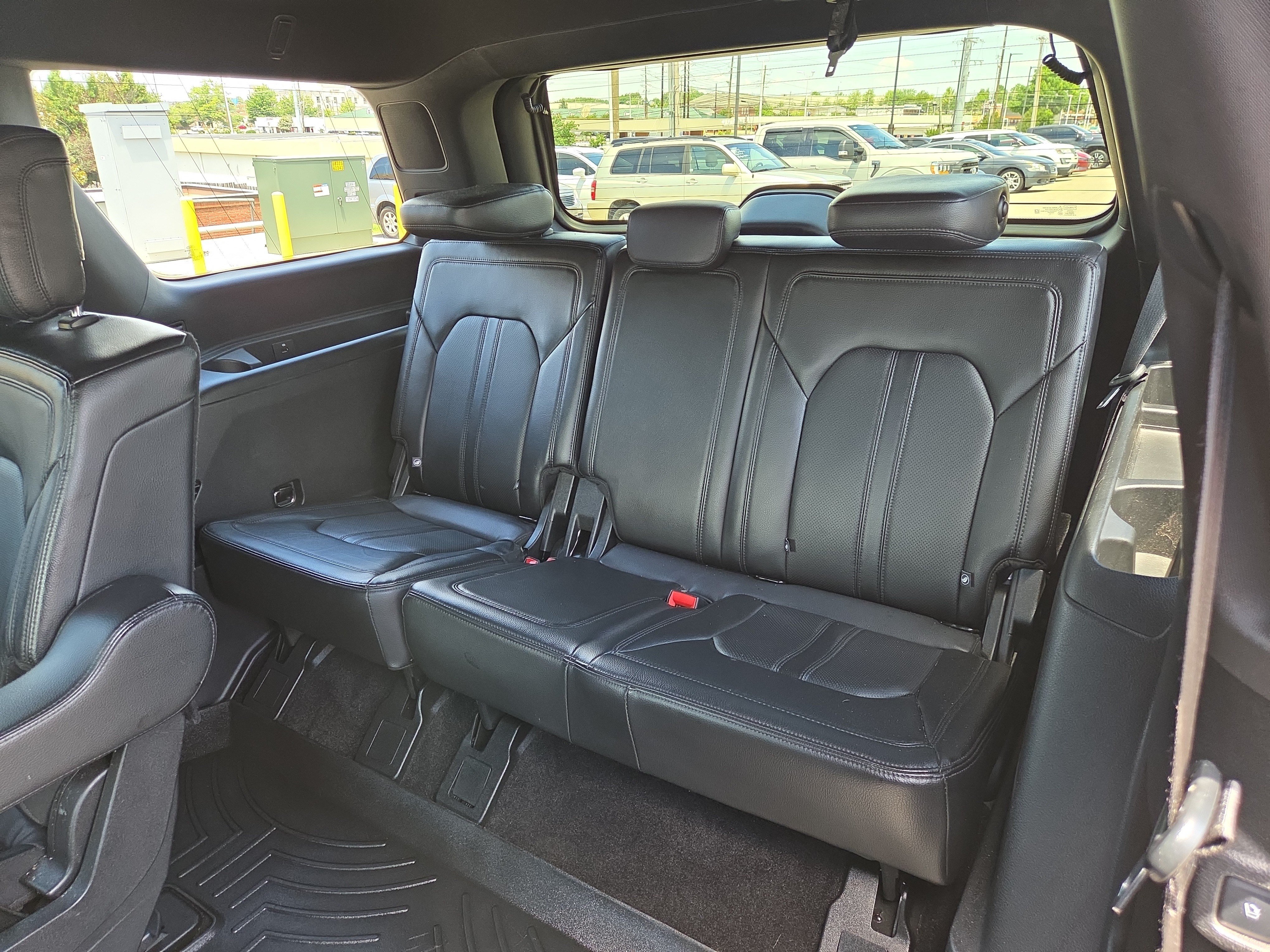 Certified 2018 Ford Expedition Limited w/ Equipment Group 301A RWD image 14