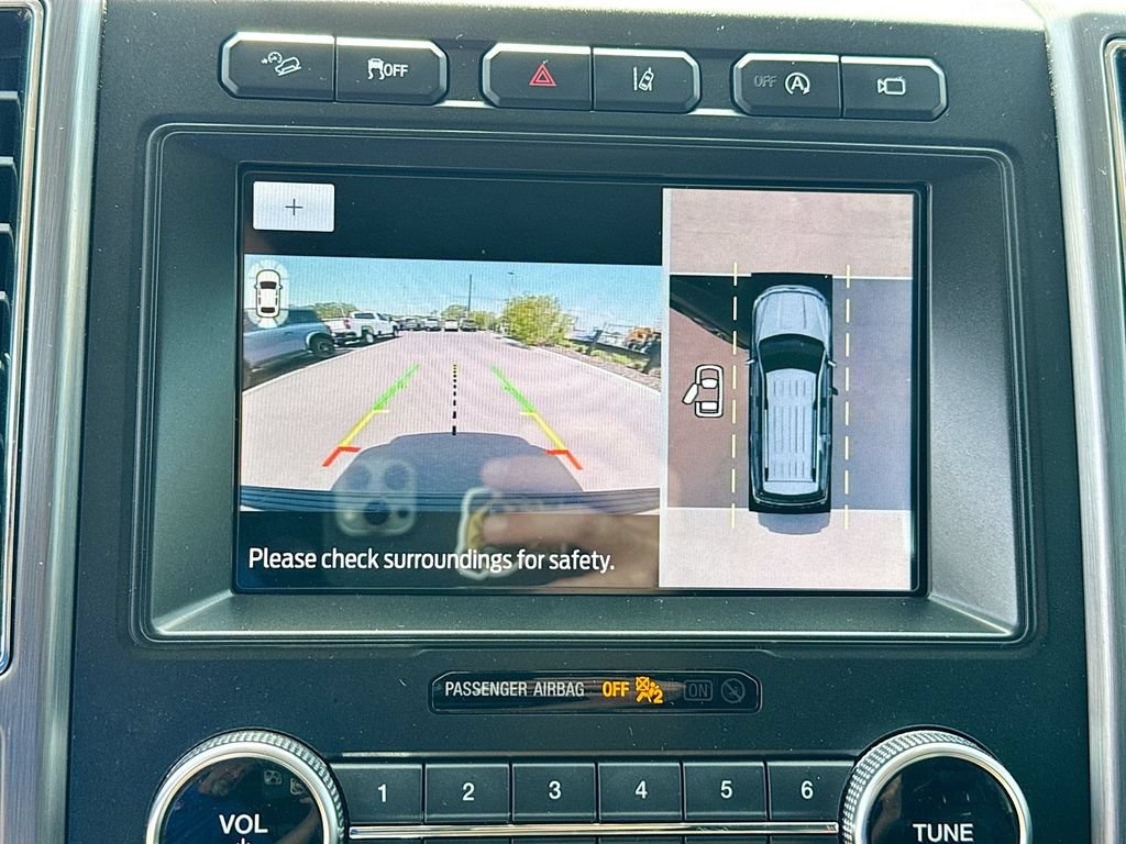 Certified 2021 Ford Expedition Max Platinum AWD/4WD image 16