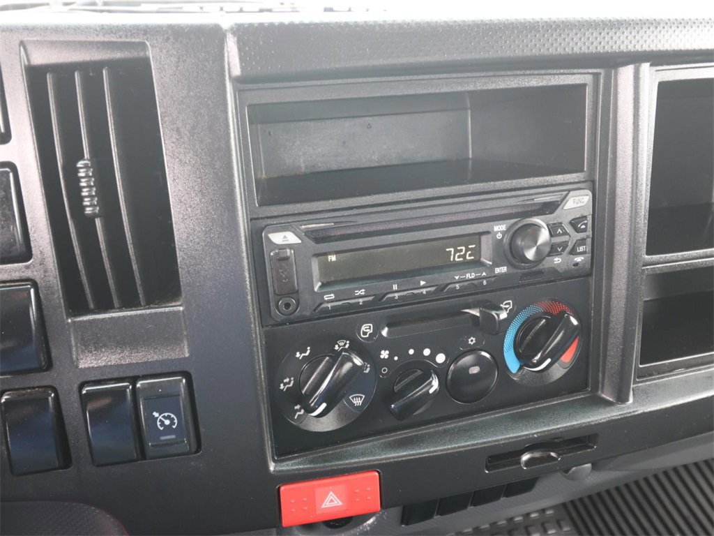 Used 2024 Isuzu NPR image 20