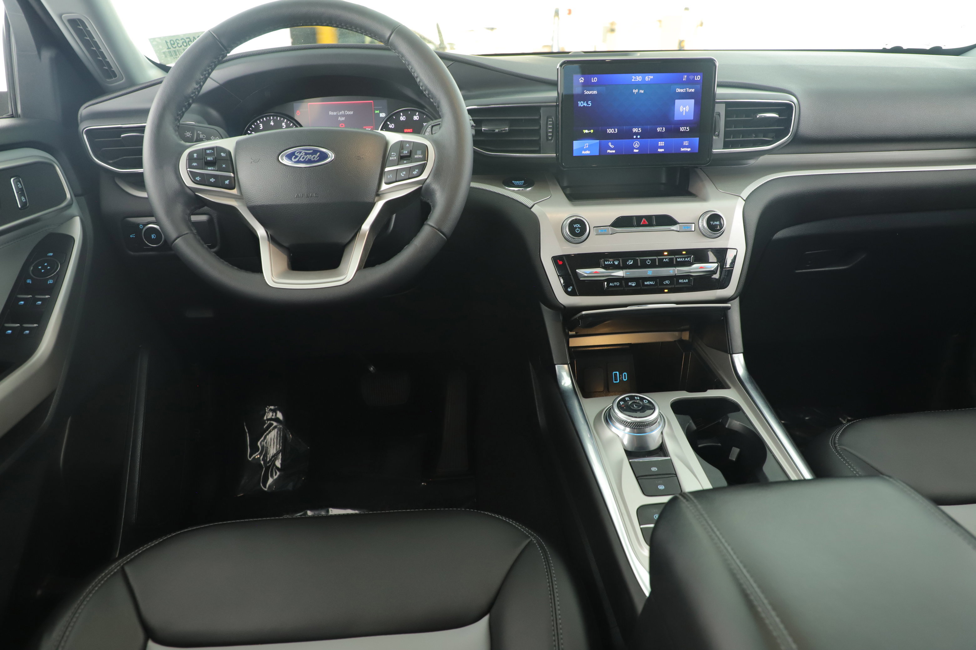 Certified 2024 Ford Explorer XLT w/ Equipment Group 202A image 19