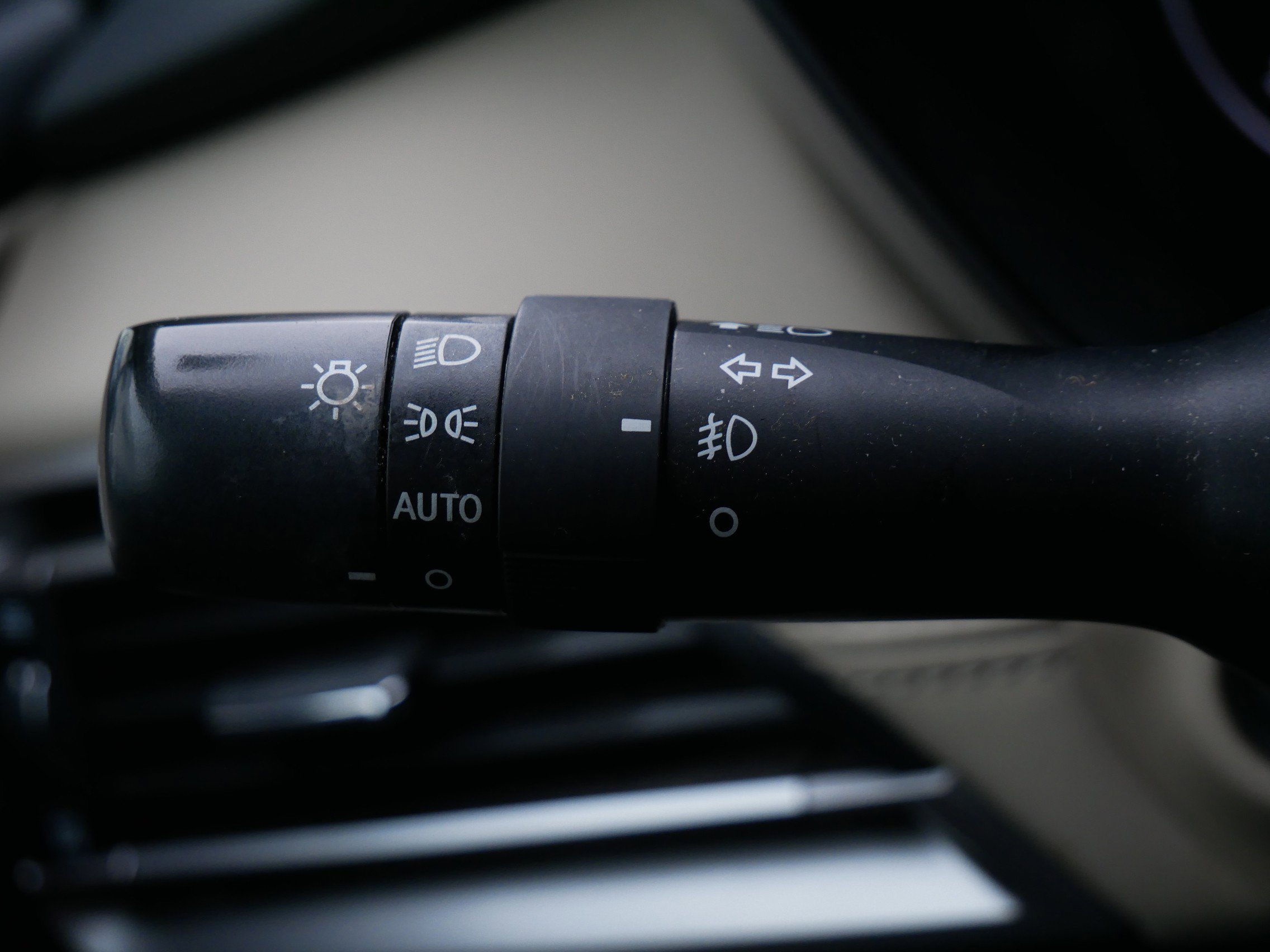 Used 2023 Subaru Outback Limited AWD/4WD image 19