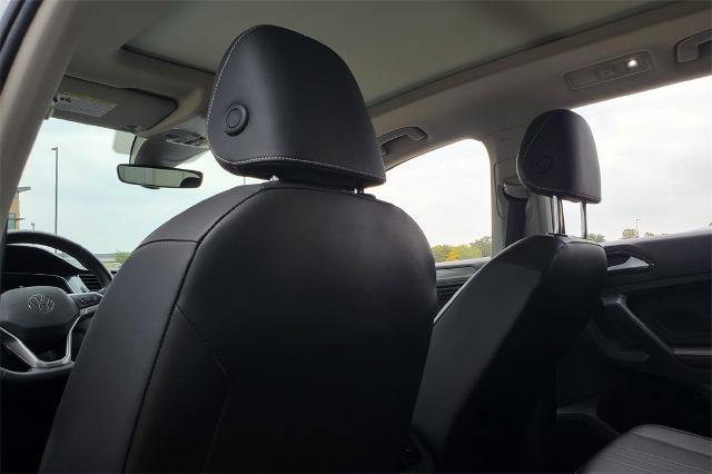 Used 2023 Volkswagen Tiguan SE image 24