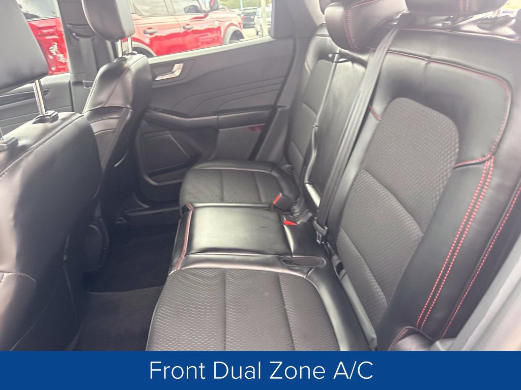 Certified 2025 Ford Escape ST-Line Select AWD/4WD image 14