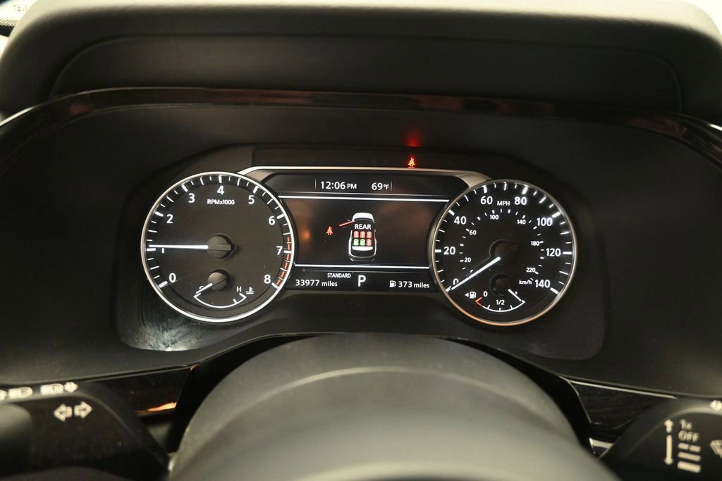 Used 2025 Nissan Pathfinder SV FWD image 12