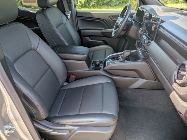 Used 2024 Chevrolet Colorado Trail Boss w/ Advanced Trailering Package AWD/4WD image 34