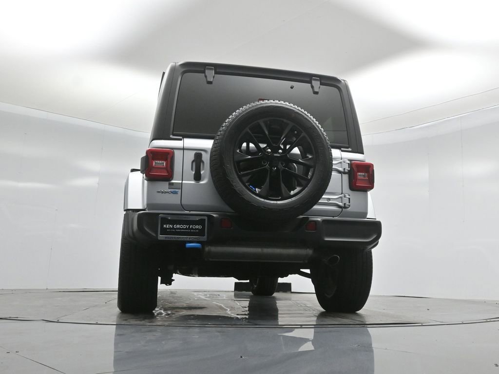 Used 2023 Jeep Wrangler Unlimited Sahara w/ Cold Weather Group image 49