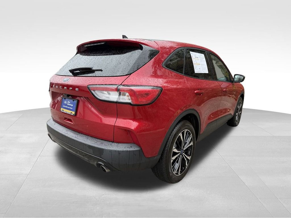 Certified 2021 Ford Escape SE w/ SE Sport Appearance Package image 5