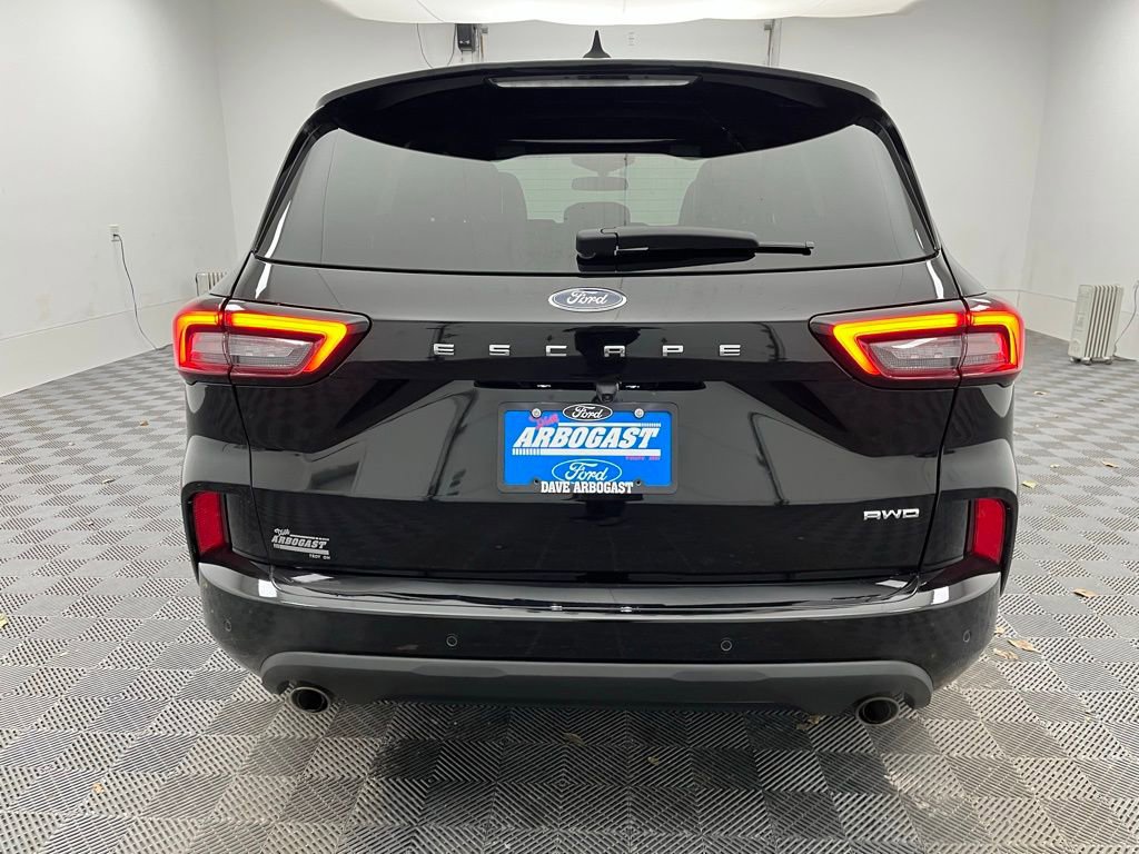 Certified 2023 Ford Escape ST-Line w/ Tech Pack #1 image 5
