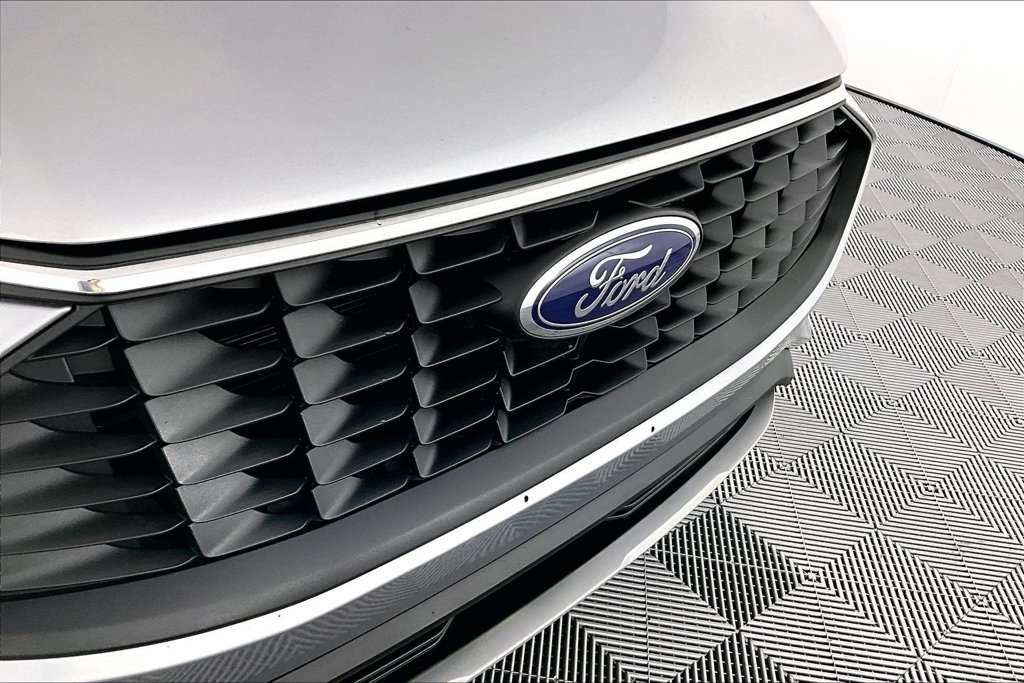 Certified 2024 Ford Escape Active w/ Cold Weather Package FWD image 30