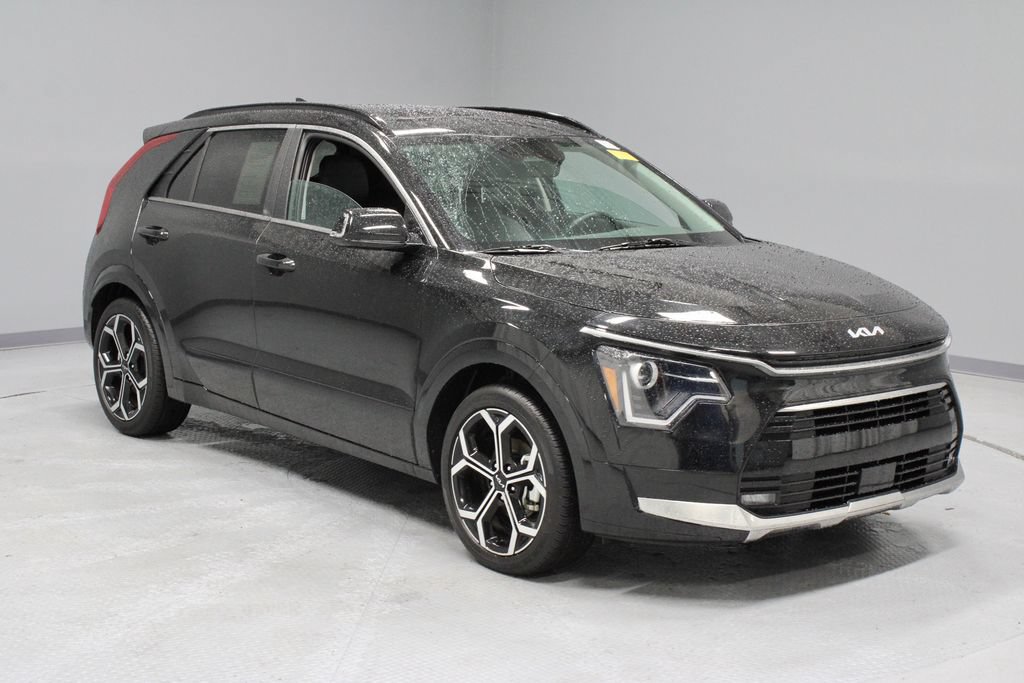 Used 2025 Kia Niro EX Touring FWD image 1