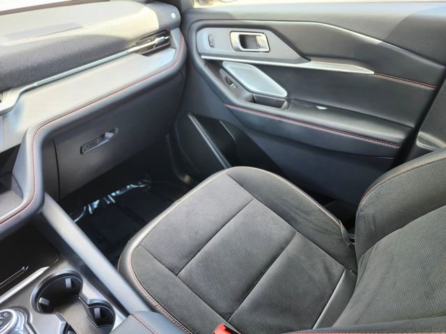 Certified 2025 Ford Explorer ST AWD/4WD image 15