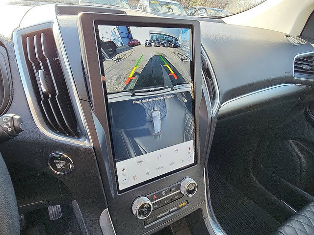 Certified 2023 Ford Edge Titanium AWD/4WD image 15