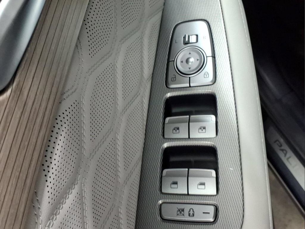 Used 2022 Hyundai Palisade Calligraphy AWD/4WD image 16