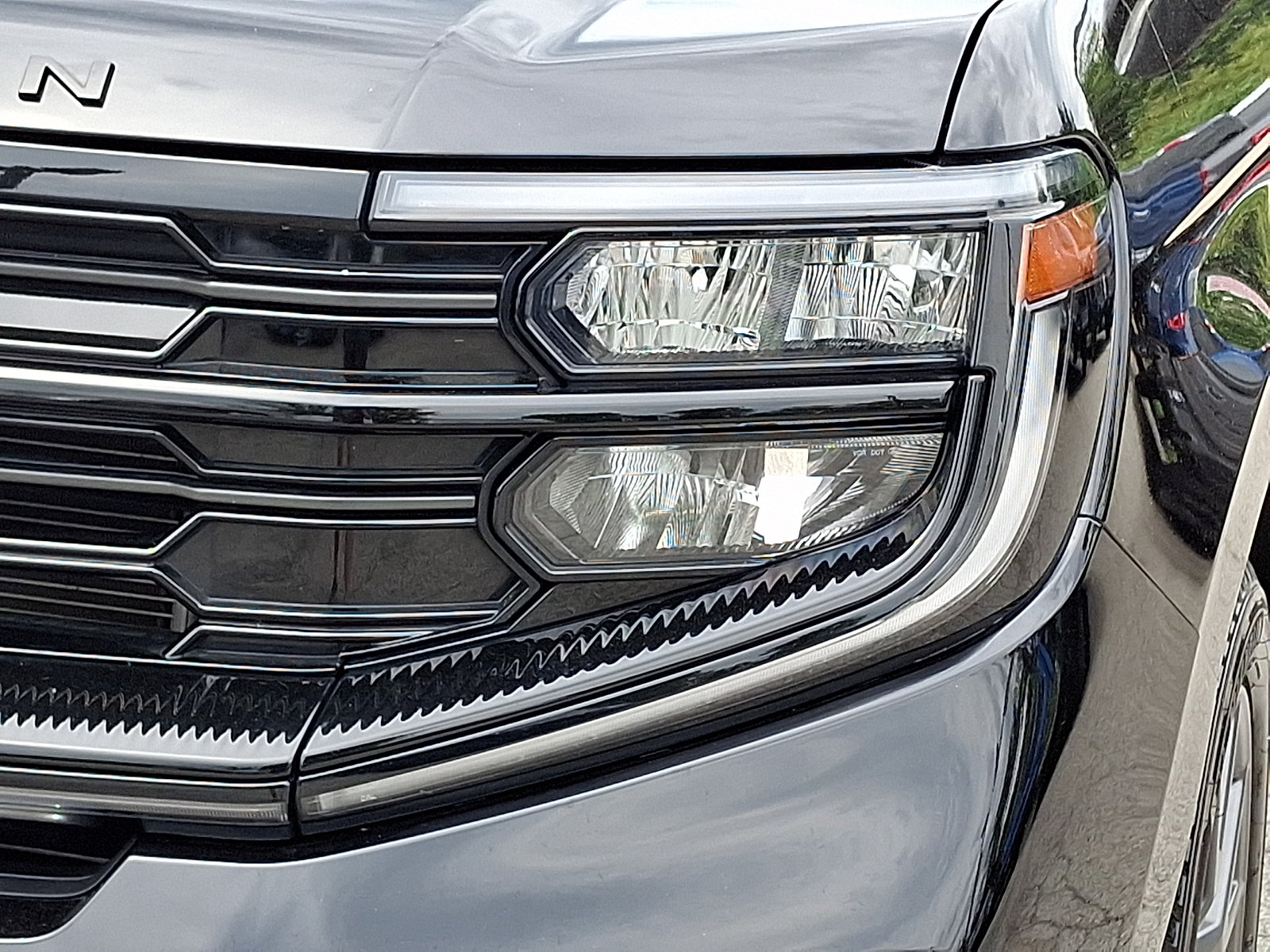 Certified 2025 Ford Expedition Max Platinum w/ Stealth Performance Package AWD/4WD image 12