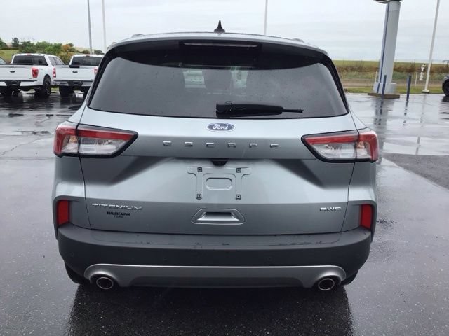 Certified 2022 Ford Escape Titanium w/ Titanium Elite Package AWD/4WD image 6