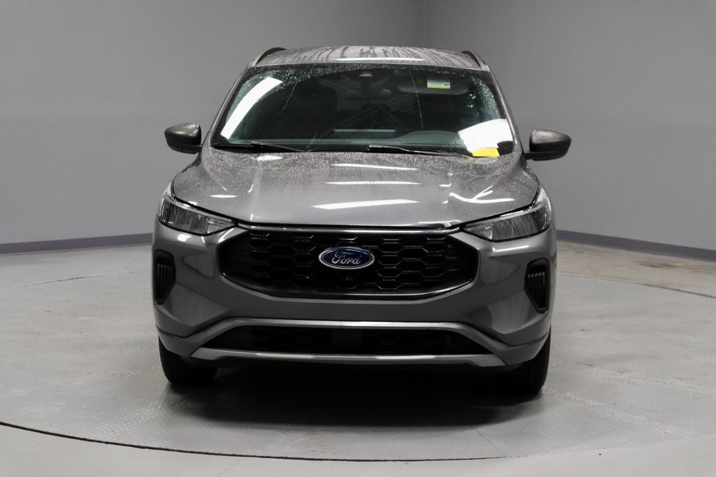 Certified 2024 Ford Escape ST-Line w/ Tech Pack #1 AWD/4WD image 7