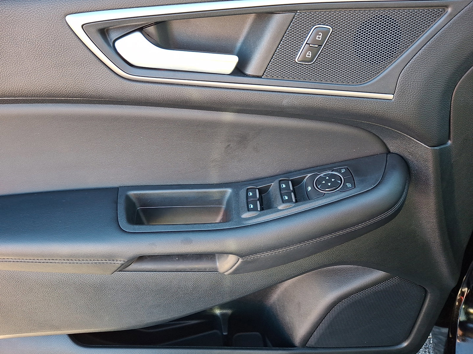 Certified 2022 Ford Edge SEL w/ Convenience Package image 12