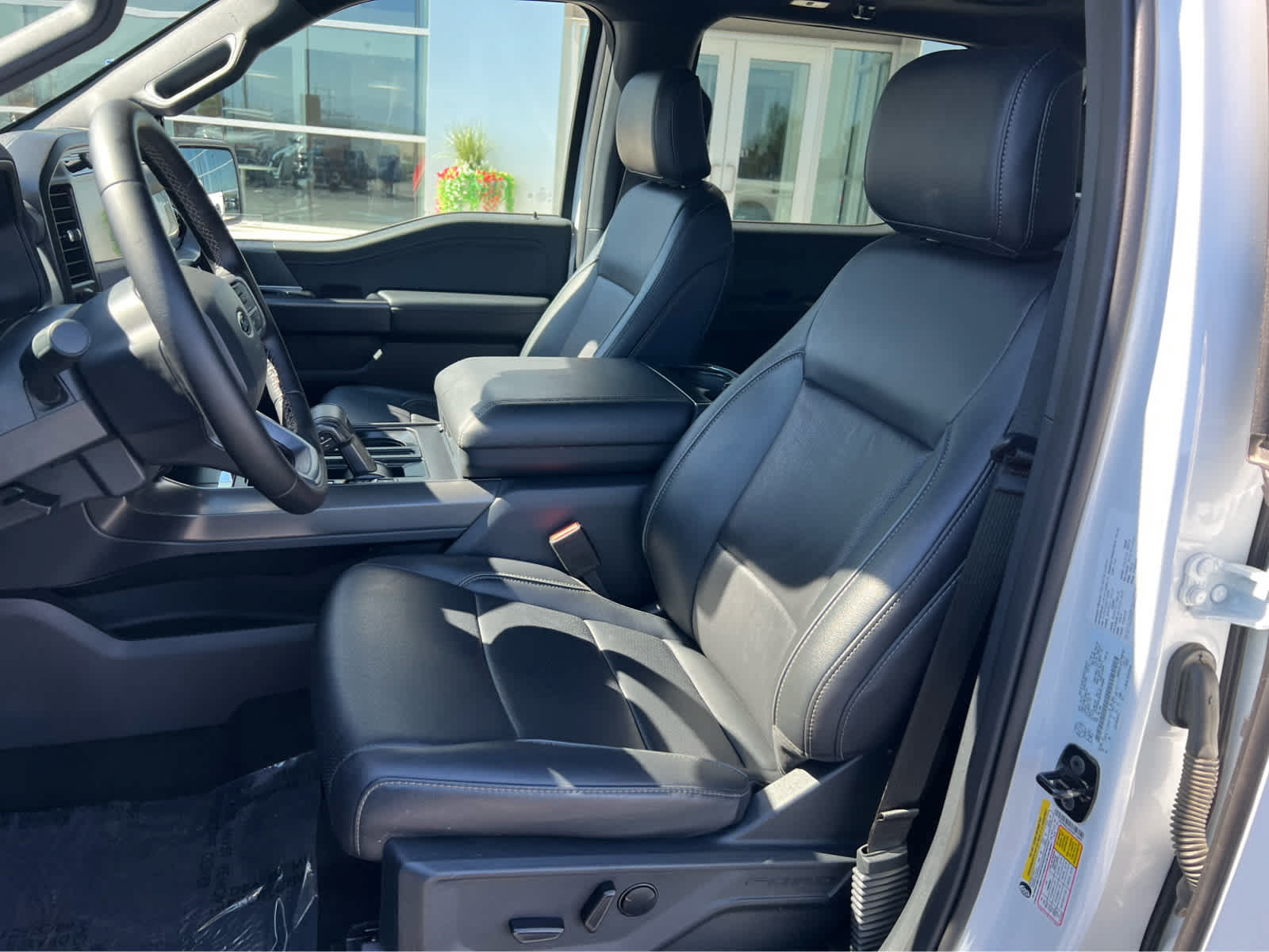 Certified 2025 Ford F150 Lariat AWD/4WD image 29