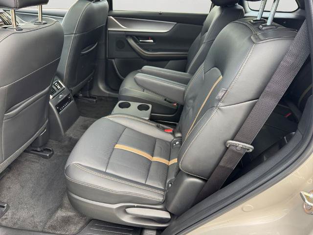 Used 2024 MAZDA CX-90 Plug-In Hybrid w/ Premium Plus AWD/4WD image 11