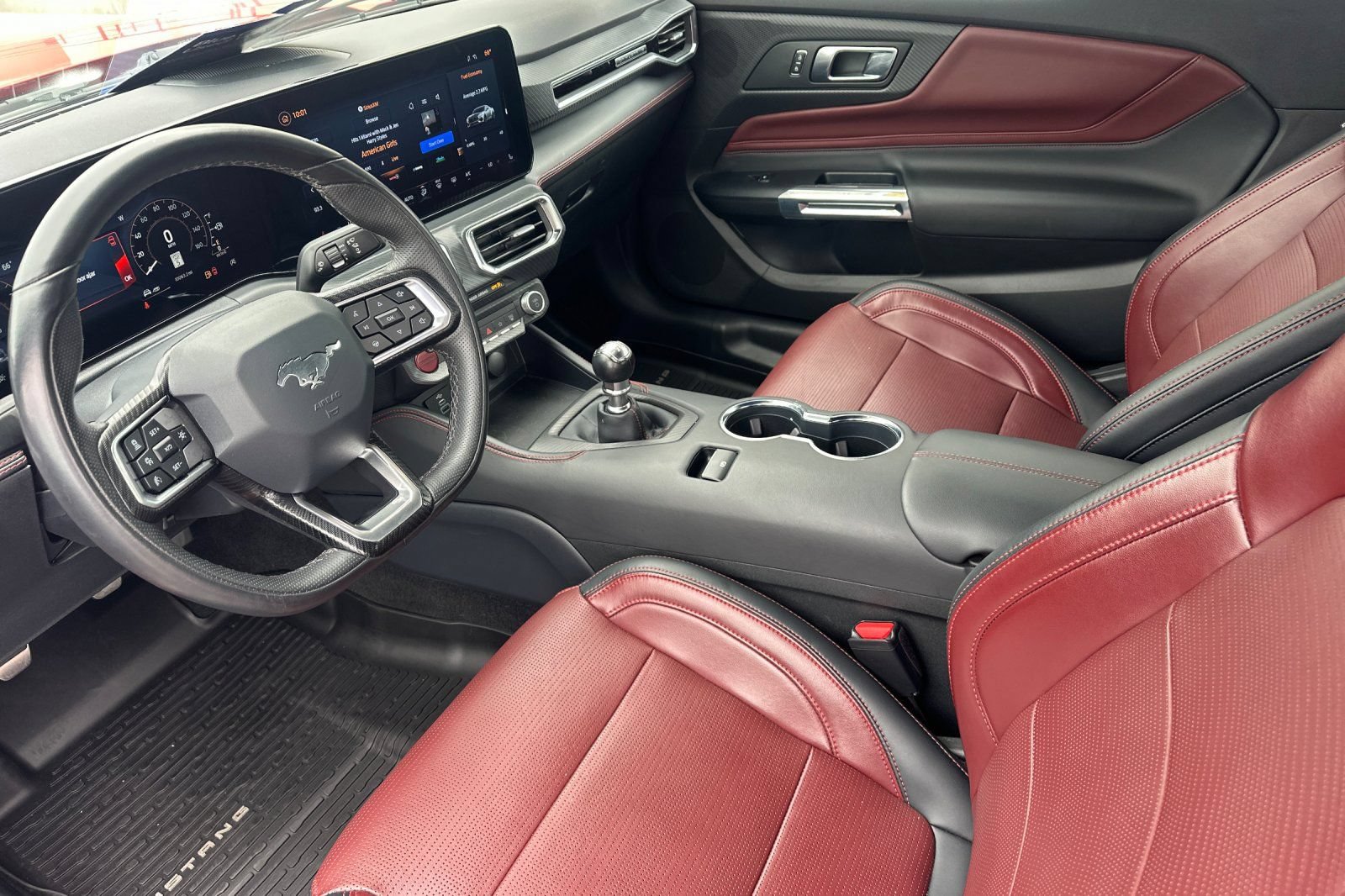Certified 2025 Ford Mustang GT Premium RWD image 9