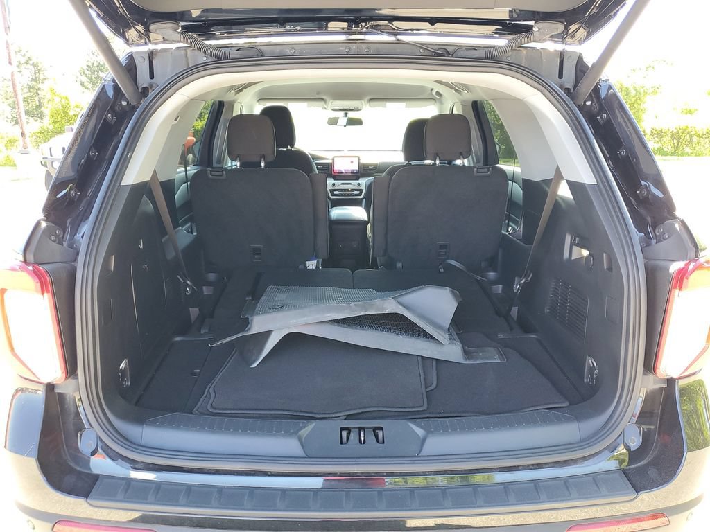 Certified 2024 Ford Explorer XLT AWD/4WD image 8