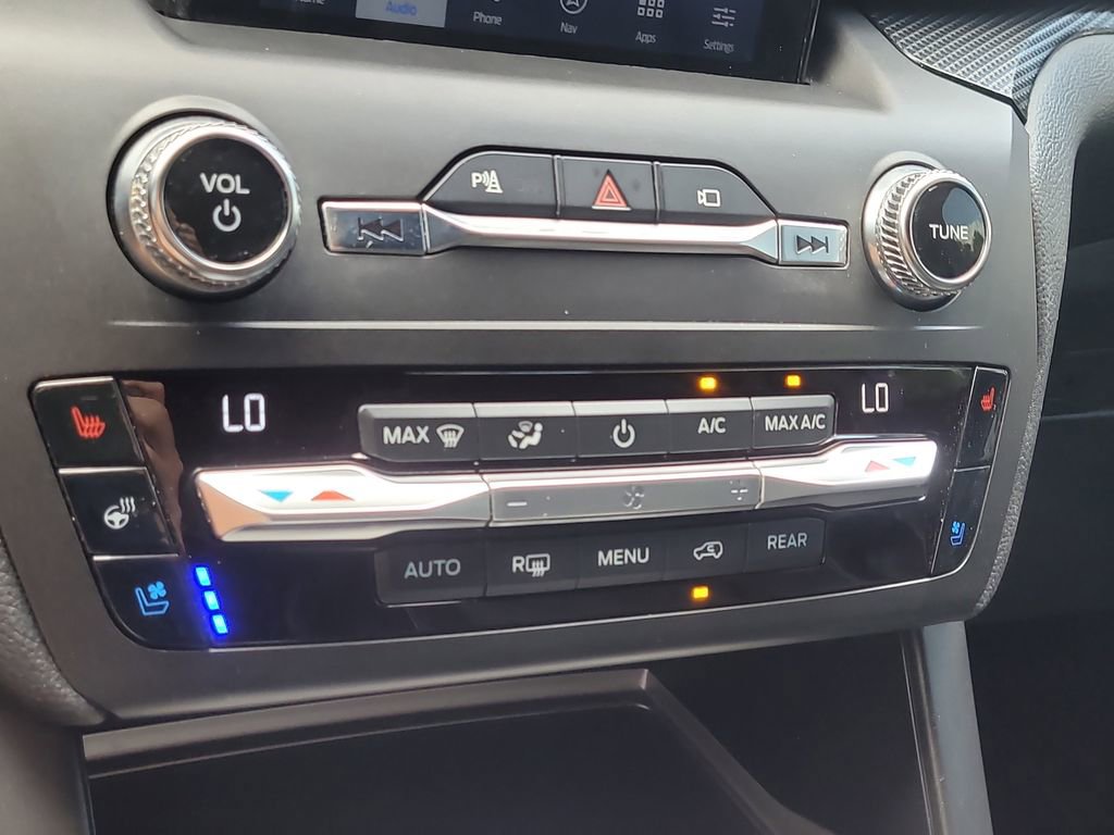 Certified 2020 Ford Explorer ST w/ Premium Technology Package image 24