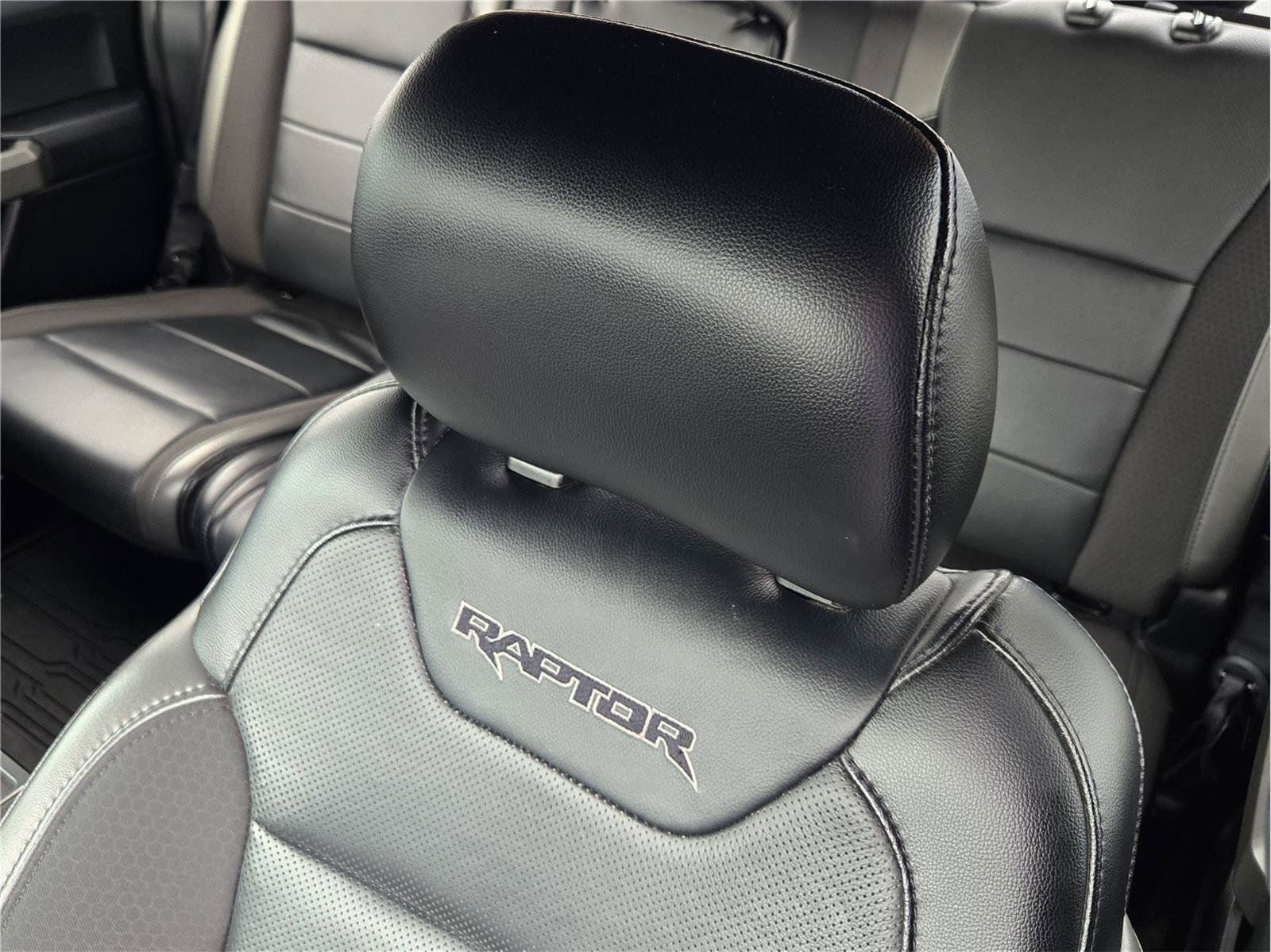 Certified 2019 Ford F150 Raptor w/ Equipment Group 802A Luxury AWD/4WD image 22
