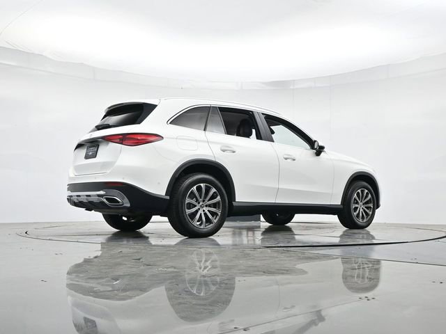 Used 2024 Mercedes-Benz GLC 300 image 29