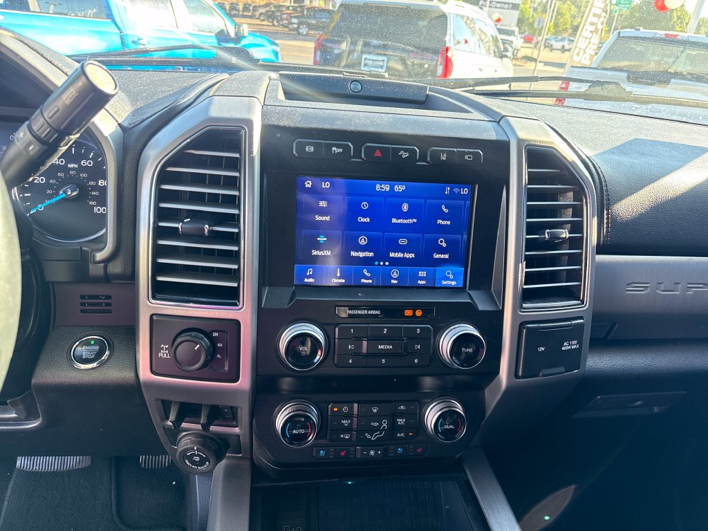 Certified 2021 Ford F250 Platinum w/ FX4 Off-Road Package AWD/4WD image 16