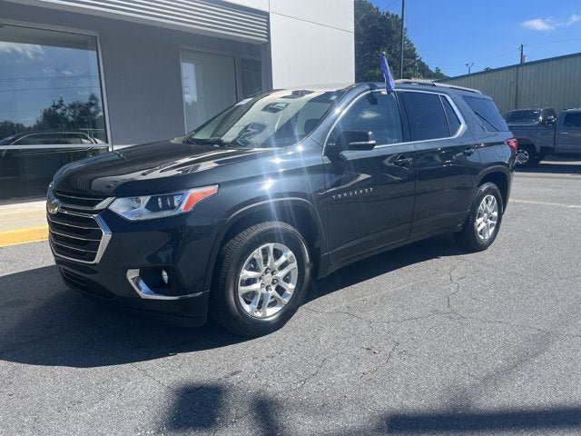 Used 2021 Chevrolet Traverse LT FWD image 2