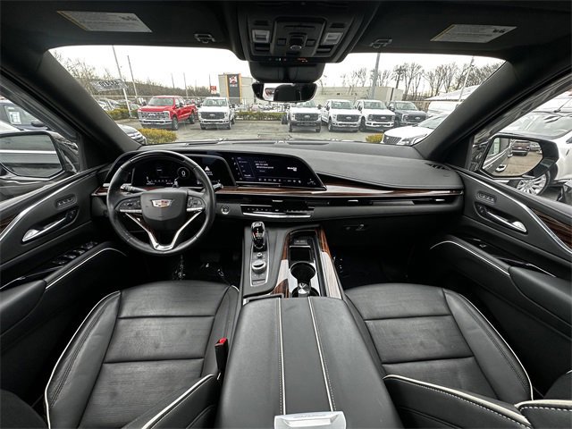 Used 2023 Cadillac Escalade Premium Luxury image 10