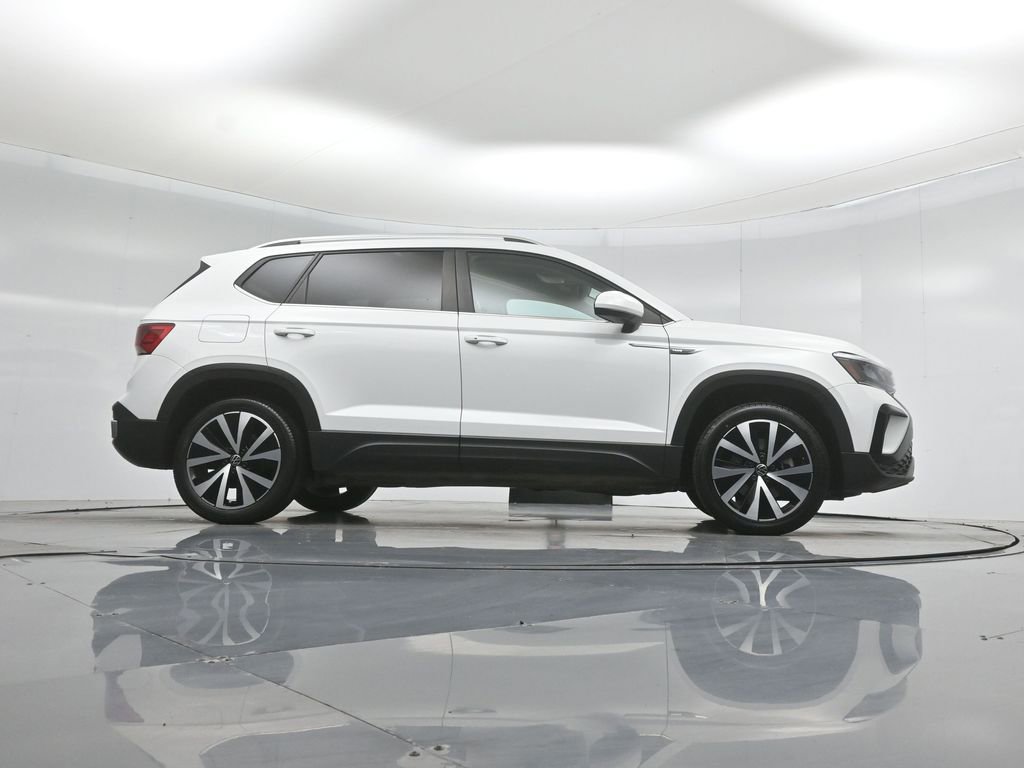 Used 2022 Volkswagen Taos SE FWD image 43