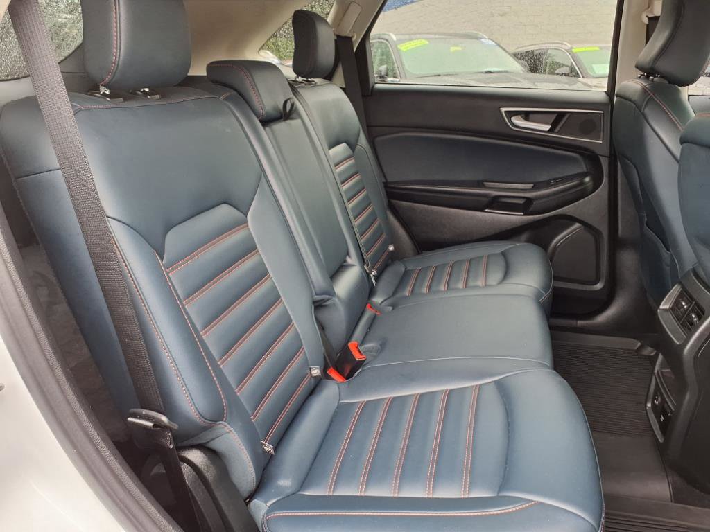 Certified 2022 Ford Edge SEL w/ Sport Appearance Package image 13