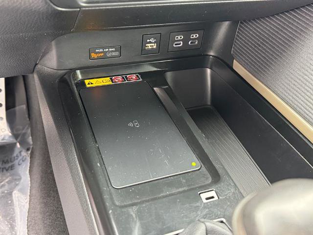 Used 2025 Toyota Camry SE FWD image 22