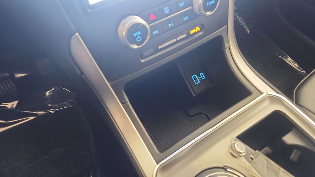 Certified 2022 Ford Edge SEL w/ Convenience Package image 18