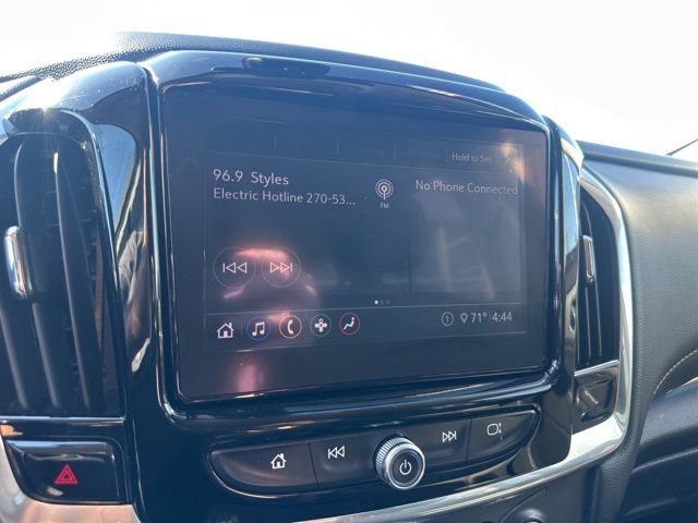 Used 2020 Chevrolet Traverse LT image 44