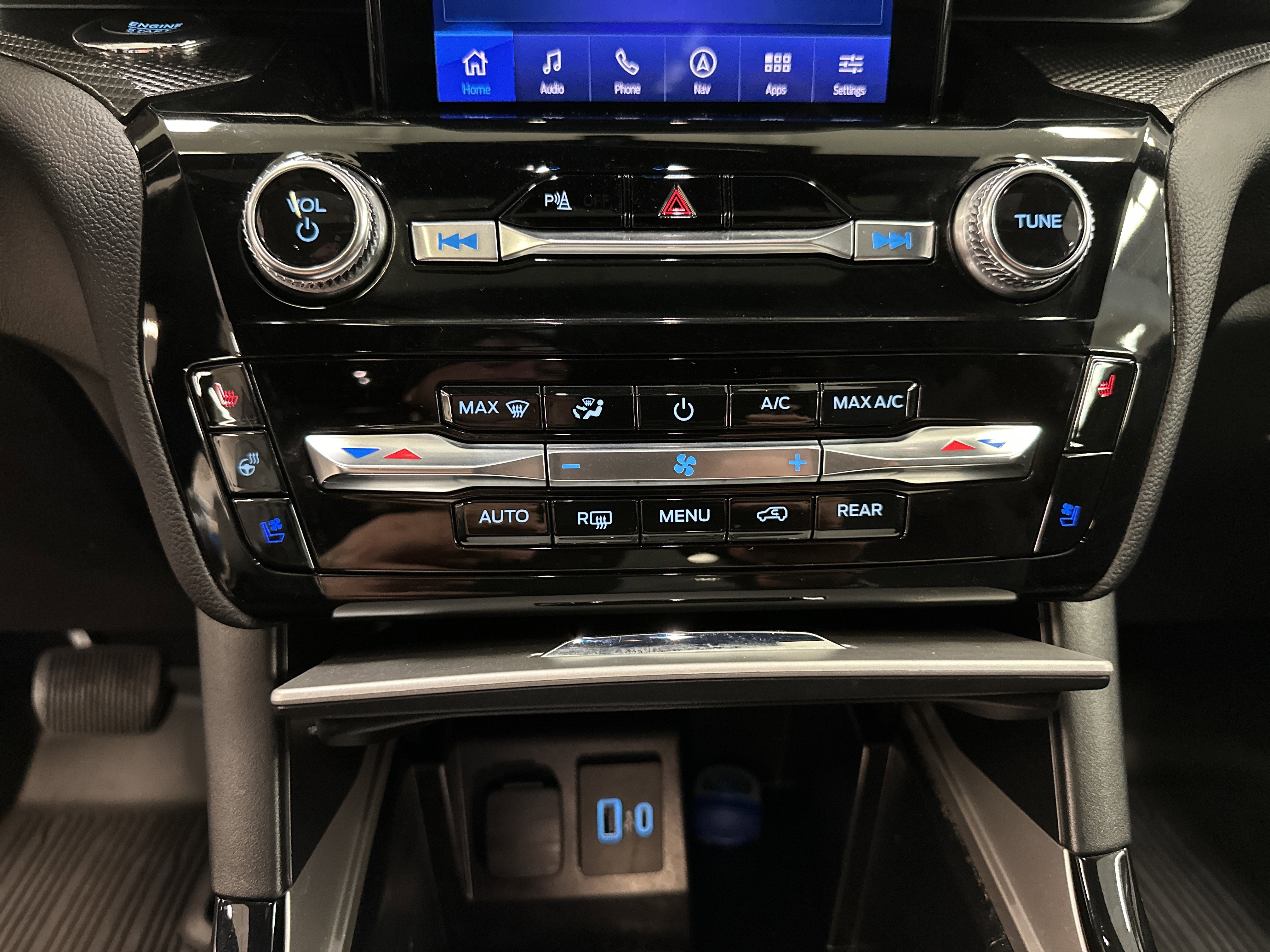 Certified 2023 Ford Explorer ST w/ Equipment Group 401A image 34