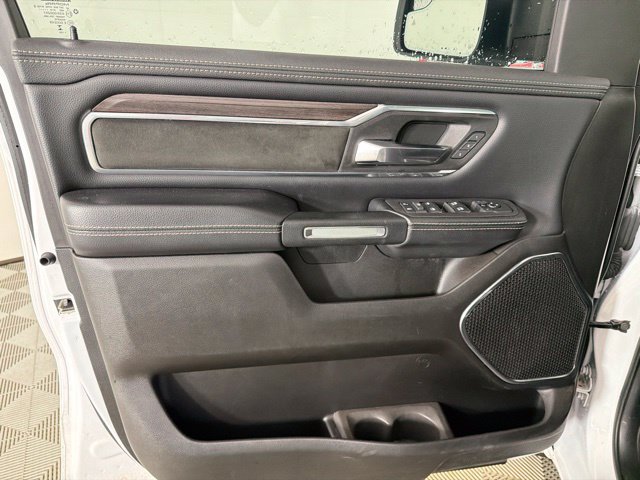 Used 2025 RAM 1500 Laramie AWD/4WD image 23