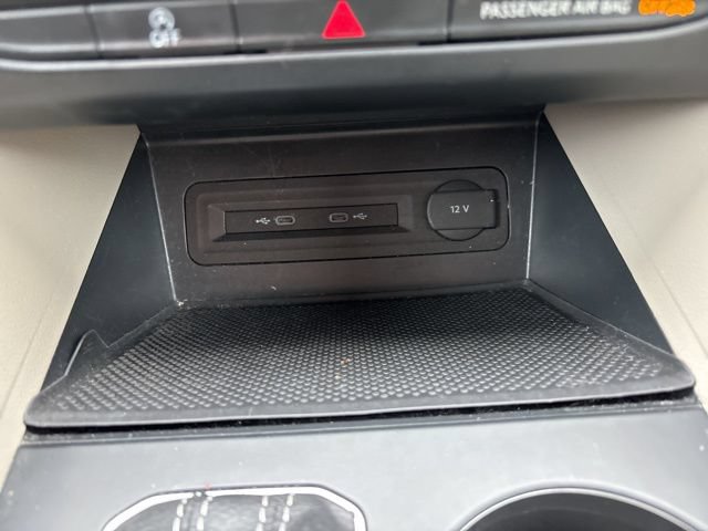 Used 2023 Volkswagen Atlas SE FWD image 28