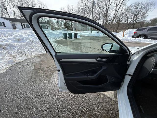 Used 2020 Volkswagen Jetta S w/ Driver Assistance Package image 13