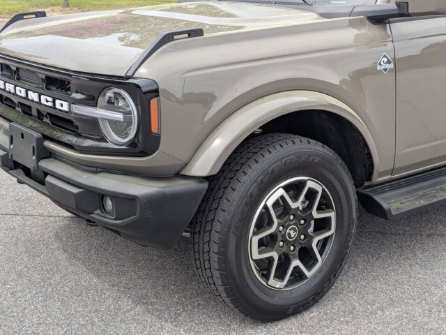 Certified 2025 Ford Bronco Outer Banks AWD/4WD image 10